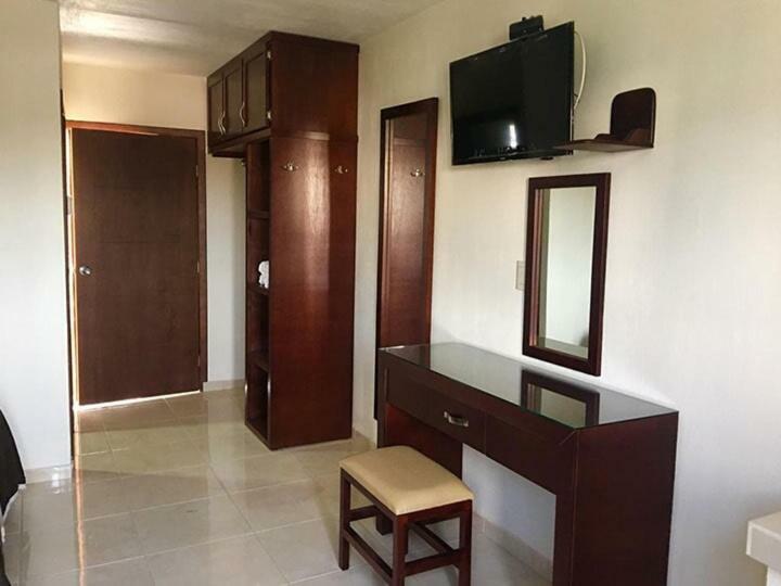 Hotel Acuario En Ocotlan Exterior photo